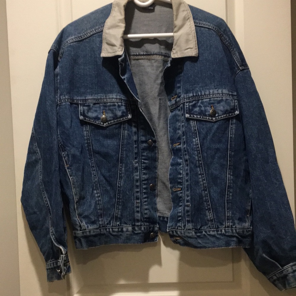 Gap stonewashed blue Denim Jacket Beig khaki Collar w/ pockets Sz M